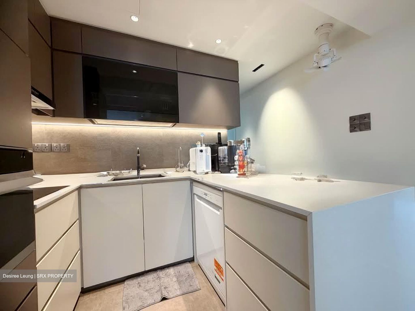 Sanctuary Green (D15), Condominium #556058501